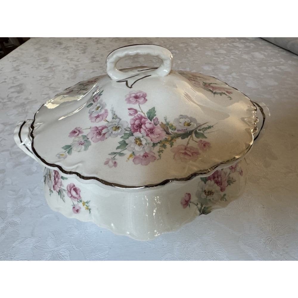 Vintage Homer Laughlin Nautilus Covered Vegetable Dish Tureen Pink Roses 1944